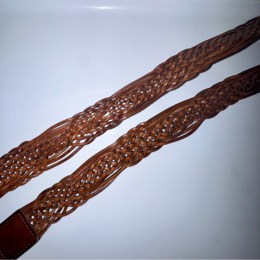 Eddie Bauer Brown Woven Leather Belt with Brass-Tone Round Buckle - Picture 4 of 7